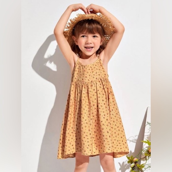 Toddler Girls Printed Roses Summer Dress - Picture 4 of 4